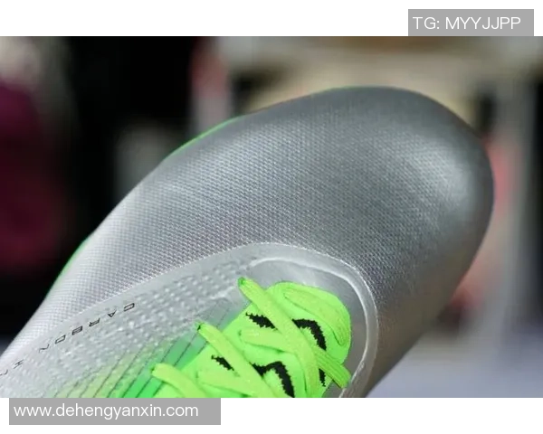 各大球星穿什么足球鞋揭秘 解析每款鞋履背后的独特设计与技术